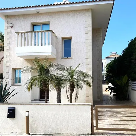 Annophelia Dps04 Villa Protaras